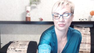 irenka22 - [Chaturbate] Shaved awesome real