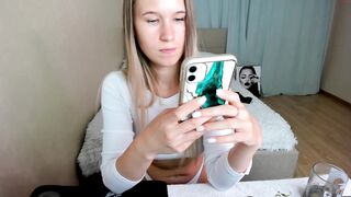 yana_squrel_22 - [Chaturbate] Fisting Pussy girl alone Masturbation