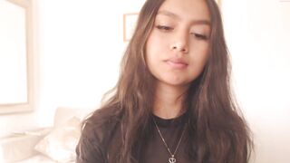 alicia_grey18 - [Chaturbate] webcamsex Surprise Shows Ass