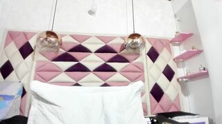 sofia_a_ - [Chaturbate] Shows Ass Twerking Creamy Show