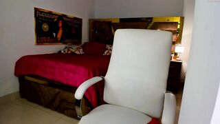 giselreyes1 - [Chaturbate] Sexy Bitch first time party