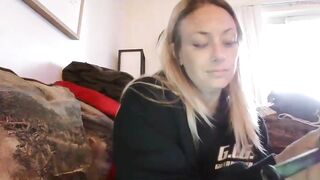 lowings - [Chaturbate] Young Slut Flashing Ass lovers