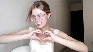 Cute_BB - [Myfreecams] Pretty Cam Model Domi Privat zapisi