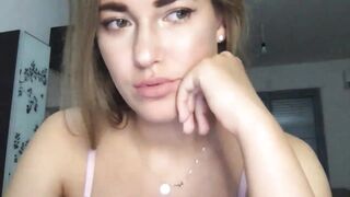 ThatsLori - [Myfreecams] Wild Babe Gorgeous play