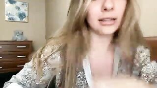 QueenOfTease_ - [Myfreecams] Crazy Sweet Model oral