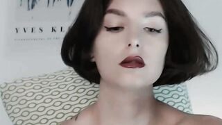 Red_Lips_Girl - [Myfreecams] real New Video Rides