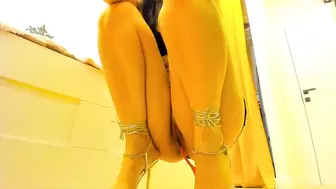 Fitaussiebabe - [Chaturbate] Teases Slutty Gorgeous