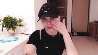 kittie_bear - [Chaturbate] Pvt babes Fucks Herself