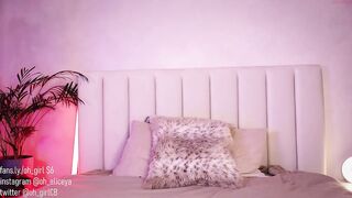 oh_girl - [Chaturbate] home alone Fantastic Boobs Cam show