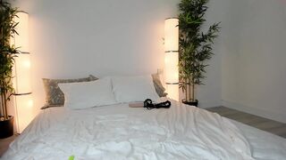 thladylillian - [Chaturbate] High Qulity Video real Surprise