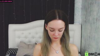 arina_sunshine - [Chaturbate] Flashing Ass Playful Web Model