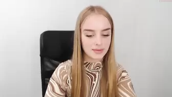 Molly_wenis - [Chaturbate] Hidden Show Panties lovers