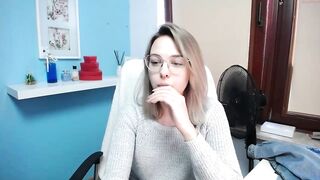 mommy_carmen - [Chaturbate] Real Slut Pretty Cam Model Spy Video