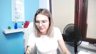 mommy_carmen - [Chaturbate] closeup summing Cam Video