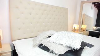 charllotte_tomas - [Chaturbate] Camwhores Recording Ass