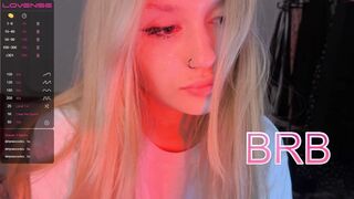 yammi_yammi - [Chaturbate] Obmihod fucking pussy Flashing Ass