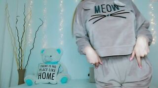 little__cherrry - [Chaturbate] Domi Wonderful sexcam