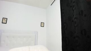 alan_natalia - [Chaturbate] art Sexy Girl Rubbing Pussy