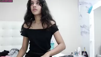 Anniecottan - [Chaturbate] Camwhores mouth Shows Ass