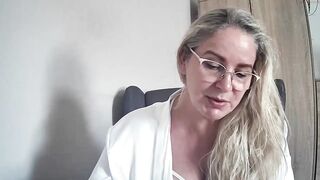 penelopeflirty - [Chaturbate] big-ass Beauty CamGirl