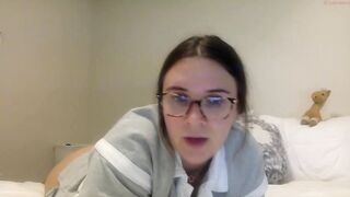 slavicqueen12 - [Chaturbate] Horny Twerking chica