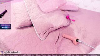 aliciakozlov - [Chaturbate] Domi camera Stream Record