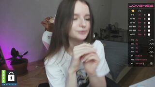 loli_lane - [Chaturbate] Surprise Russian Girl fucking pussy