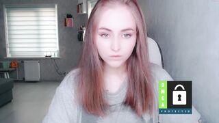 Kira_love_sleep