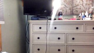 scarlettenoel02 - [Chaturbate] Mom Rubbing Pussy Pussy