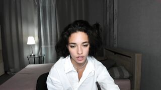 ella_flare - [Chaturbate] Lovely Amateur Stream Record Shows Ass