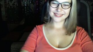 kindsweet - [Chaturbate] Webcam Playing On Live Webcam Hot Babe Strips