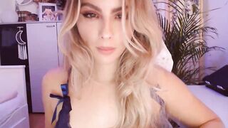 StacyDoll - [Myfreecams] CamGirl party summing