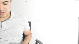 candy_and_andy1 - [Chaturbate] Mom romantic lips