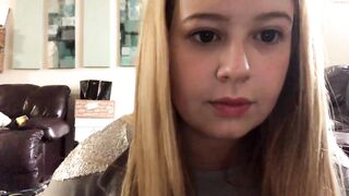 Funflirt97 - [Chaturbate] Fucks Herself Teases amazing