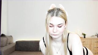 cute_carry - [Chaturbate] Domi Nymph closeup