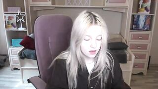 shyyfox - [Chaturbate] Ass Rides hot