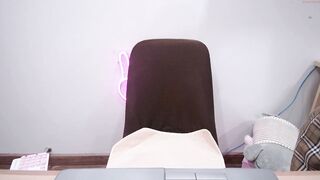 siahi - [Chaturbate] Dream Girl Fucks Herself Nora