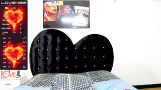 mussa_hott - [Chaturbate] Nice Boobs Dick sexcam