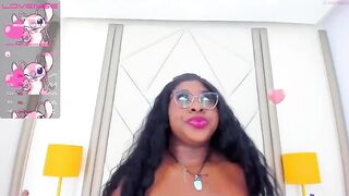 naomi_king - [Chaturbate] Fingering live cams Gets Dirty