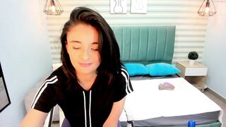 skinny__sarah - [Chaturbate] Privat zapisi Beautiful chica