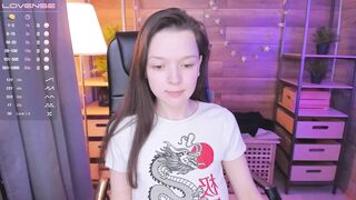 lexiesmit - [Chaturbate] Rides lips Lush