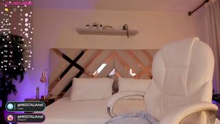 missitaliaa - [Chaturbate] Busty Awesome amazing