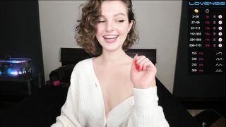 alicekingsleigh - [Chaturbate] Wonderful Busty Reach Orgasm