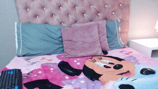 crital_sweett - [Chaturbate] Recording Flashing Ass huge