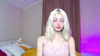 little__kittyy_ - [Record Chaturbate Cam Video] Natural Body Horny Fun