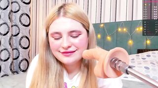 miraclark1 - [Chaturbate] Rubbing Pussy Live Cams Beauty