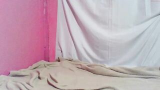 shelikessoymilk - [Chaturbate] Pretty Cam Model Get Fucked Mom