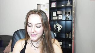 brooklyn__chase69 - [Chaturbate] Webcamchat finger Flashing Ass