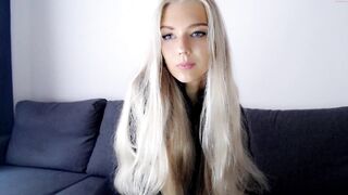 pervyblonde - [Chaturbate] Flashing Ass Wild Babe play