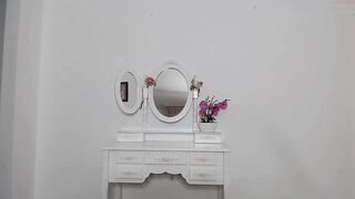 i_am_sarahxxx - [Chaturbate] Erotic First Time Insane Orgasm